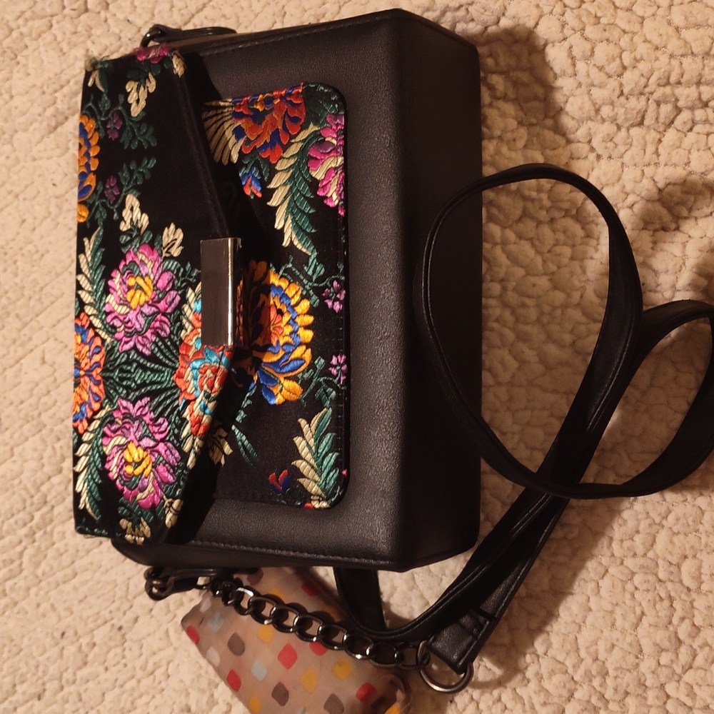 BPC9- Primark Germany Crossbody Shoulder Bag